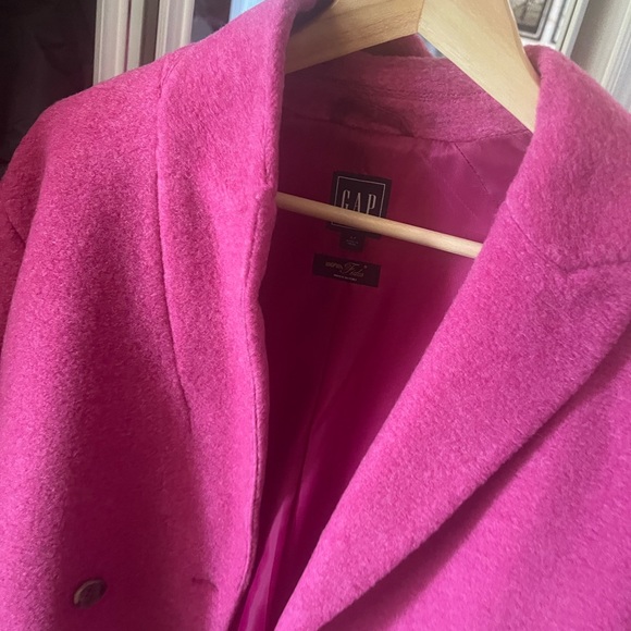 Bubblegum pink gap fall winter jacket - Picture 3 of 4